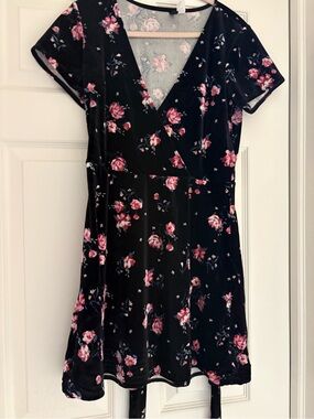 Floral V-Neck Wrap Dress in Black with Pink Roses